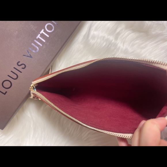 Louis Vuitton Pochette Accessoires Multicolor - Picture 4 of 7